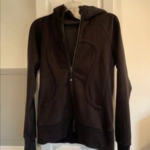 Lululemon black scuba sz 8